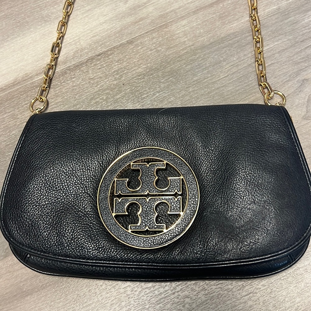 Tory Burch leather bag. Can be used a clutch or over the shoulder